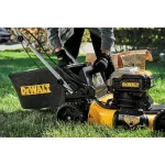 Dewalt 20v max self propelled mower
